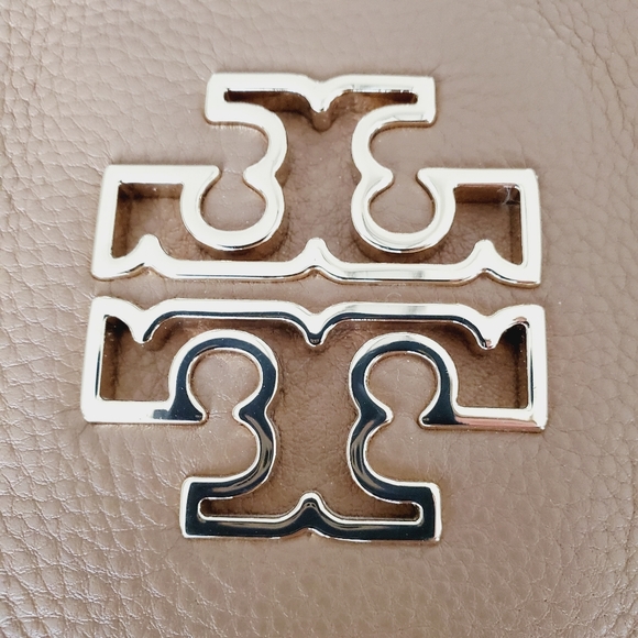 Tory Burch Britten Swingpack Crossbody - Picture 12 of 17